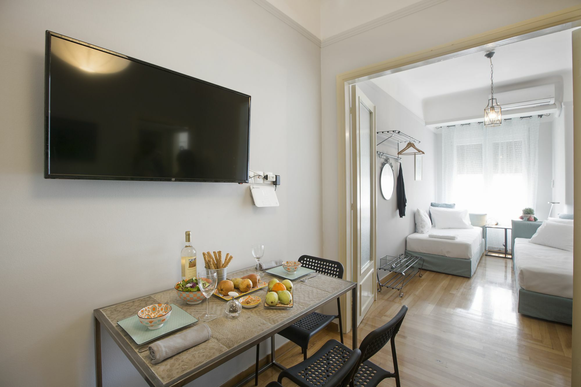 Attractive Flat Near The Acropolis Museum & Metro Station By Athenian Homes Eksteriør billede